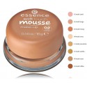 Essence Soft Touche Mousse Make-Up кремовая основа под макияж