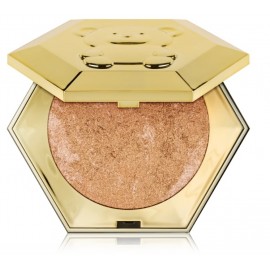 Makeup Revolution I Heart Revolution Honey Bear Highlighter starojumu piešķirošs līdzeklis