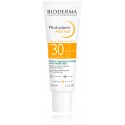 Bioderma Photoderm AKN Mat Fluid SPF30 защитный матирующий флюид от солнца для комбинированной/жирной/проблемной кожи