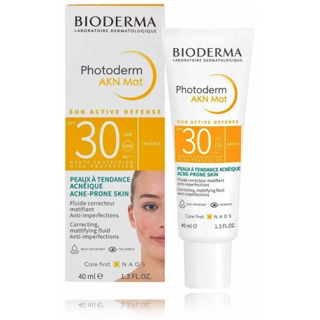 Bioderma Photoderm AKN Mat Fluid SPF30 защитный матирующий флюид от солнца для комбинированной/жирной/проблемной кожи